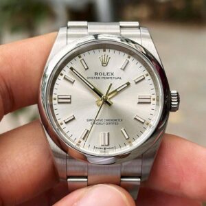 1 Rolex Oyster Perpetual 126000 Automatic 36mm