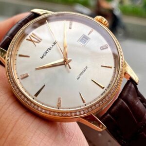 3 Montblanc Heritage Spirit Date Diamond 113706 18K
