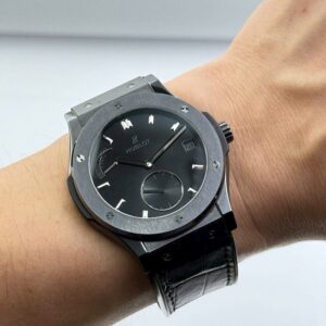4 Hublot Classic Fusion 516.NX.7070.LR Racing Ceramic
