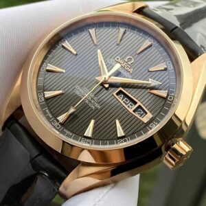 4 Omega Seamaster Aqua Terra Day Date 231.53.43.22.06.001