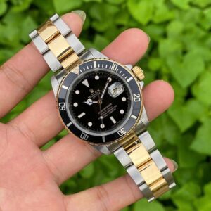 8 Rolex Submariner 18k Gold 16613 Automatic