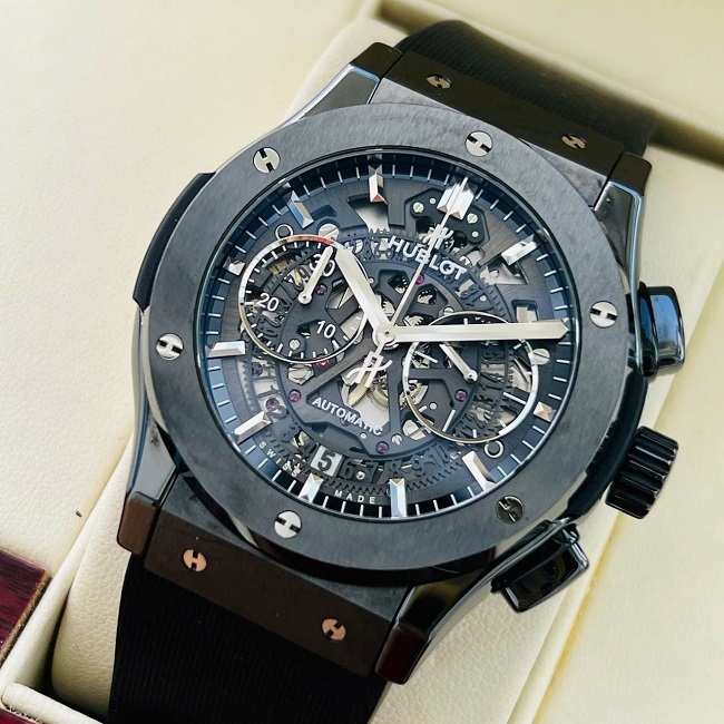 1 Hublot Classic Fusion Skeleton Chronograph 525.CM.0170.RX 1 Hublot Classic Fusion Skeleton Chronograph 525.CM.0170.RX