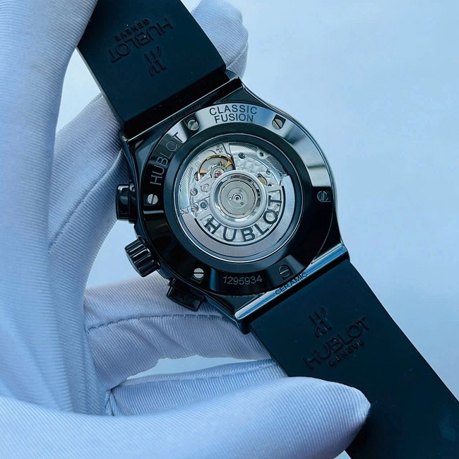 3 Hublot Classic Fusion Skeleton Chronograph 525.CM.0170.RX 3 Hublot Classic Fusion Skeleton Chronograph 525.CM.0170.RX