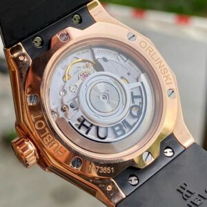 5 Hublot Orlinski vang khoi 18k mat den 550OS1800RX1604ORL19