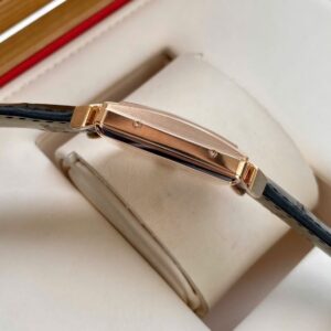 Omega Museum Cosmic tank Triple Calendar 18k Au750 5756.30.01 2