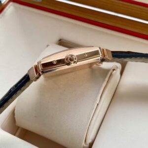 Omega Museum Cosmic tank Triple Calendar 18k Au750 5756.30.01 5