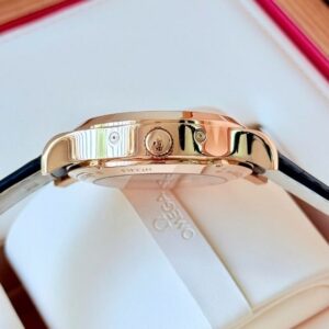 JLC Triple Calendar kim báo cót Q151242A vàng khối 18k Au750 5