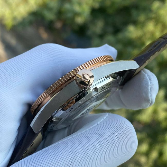 Omega Seamaster Master Chronometer 233.22.41.21.01.002 Niềng vàng 18k 3 Omega Seamaster Master Chronometer 233.22.41.21.01.002 Niềng vàng 18k 3