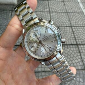 Omega Speedmaster Day-Date Chronograph 3523.30.0 1