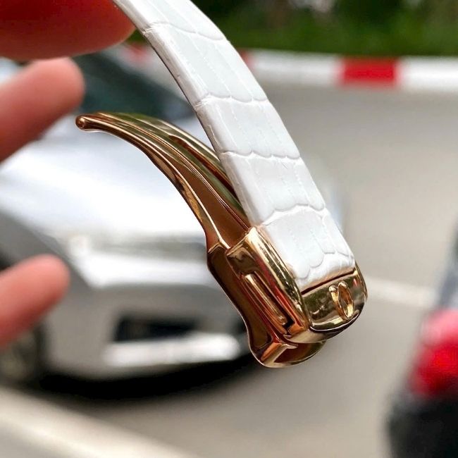 Omega nữ Công Tê Vàng hồng 18k Diamond MOP Automatic 123.58.35.20.55.003 6 Omega nữ Công Tê Vàng hồng 18k Diamond MOP Automatic 123.58.35.20.55.003 6