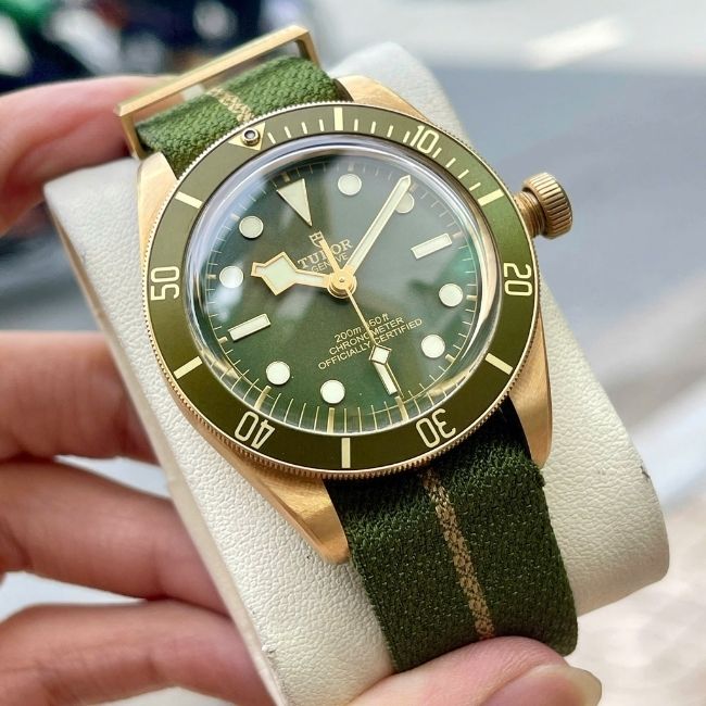 Tudor Black Bay 58 Chronometer M79018V-0001 Vàng khối 18k 2
