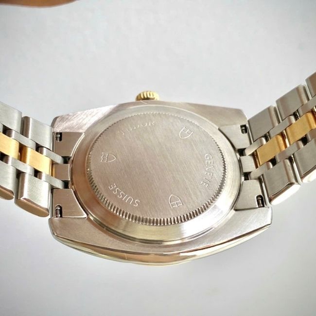 Tudor Classic Date Automatic 21013 Demi 18k Gold & Diamond 5 Tudor Classic Date Automatic 21013 Demi 18k Gold & Diamond 5