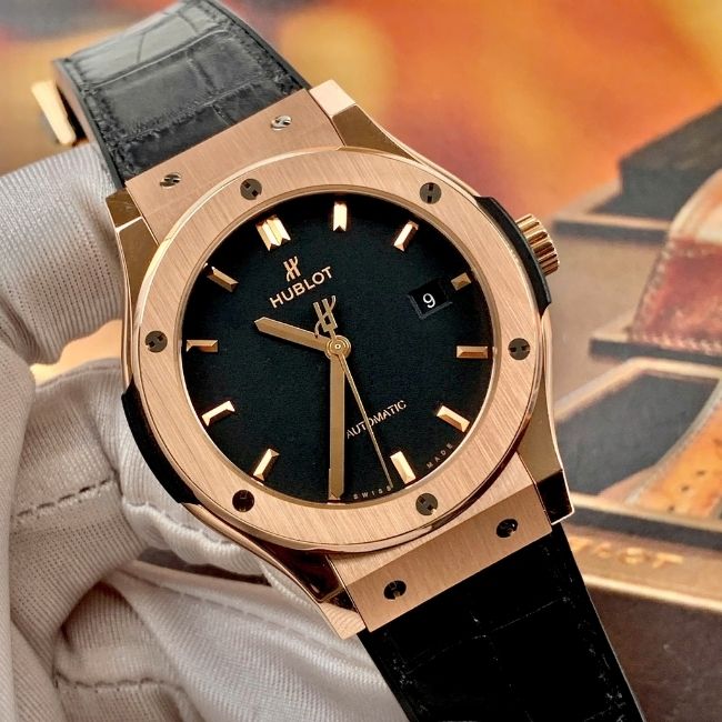 Hublot classsic mặt đen vàng hồng 18k Automatic 542.OX.1181.LR 42mm 9