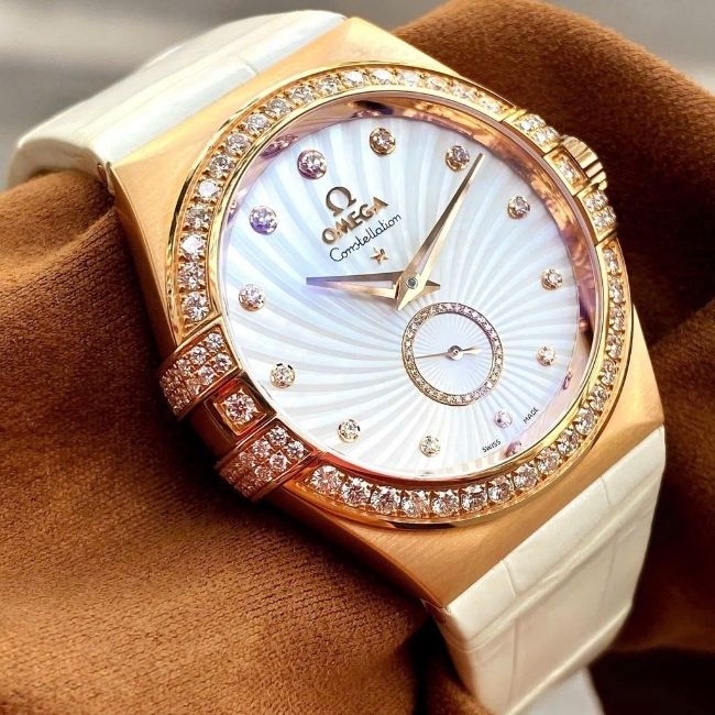 Omega Constellation Vàng khối 18k MOP Diamond 123.57.35.20.55.003 Co-Axial 1