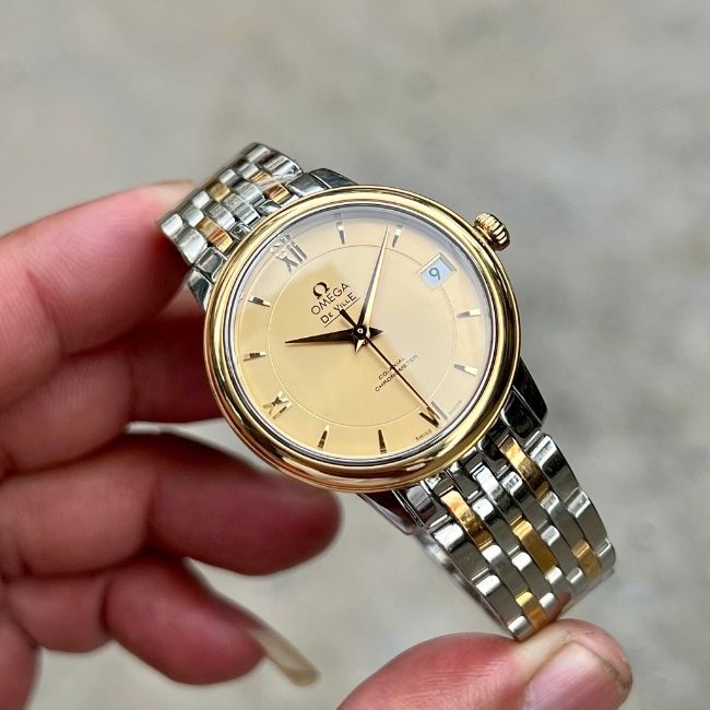 Omega De Ville Prestige Demi 18k Automatic 424.20.33.20.08.001 Watch 32.7mm 1