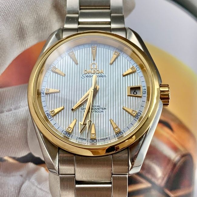 Omega Seamaster Aqua Terra 231.23.39.21.55.002 Demi 18k MOP Diamond 1