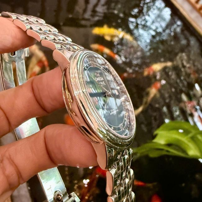 Omega De Ville Prestige Coaxial Watch 36.8mm mặt xanh blue - đáy khắc vị thần thời gian 3