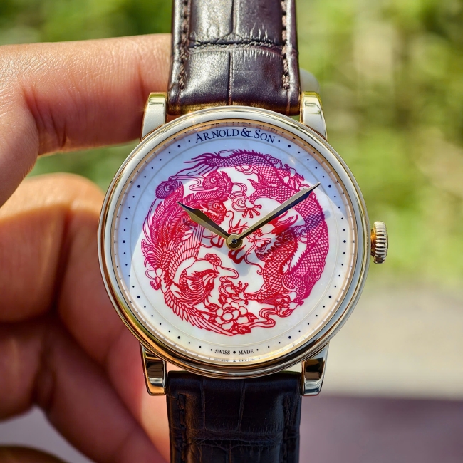 Arnold & Son HM Dragon and Fenghuang Limited Edition 5 chiếc 1LCAP.MO8A.C110A 18k Au750 2