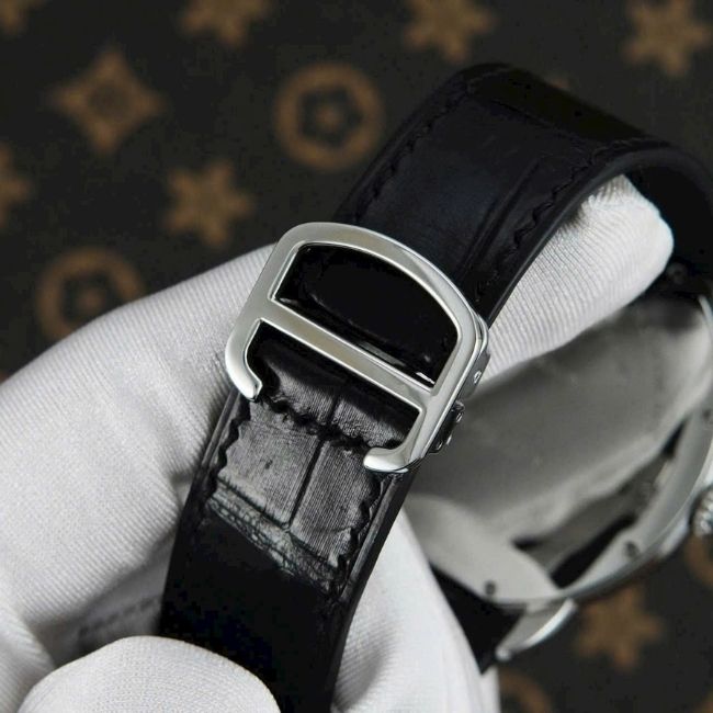 Cartier Ronde Solo Automatic 42mm WSRN0022 mặt trắng cọc la mã 5