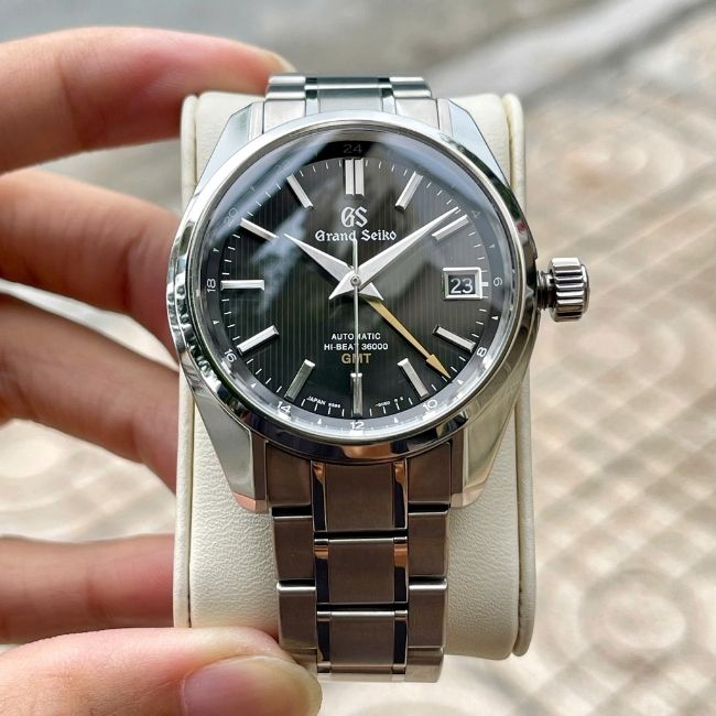 Grand Seiko Heritage Collection SBGJ213 Titanium 2