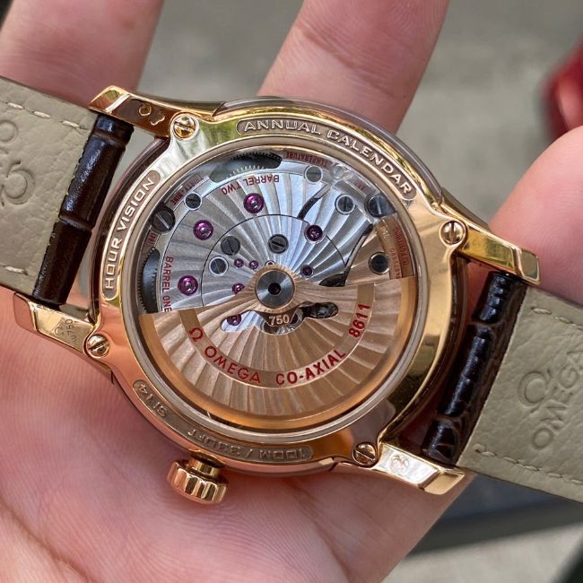 Omega Hour Vision Vàng hồng 18k Au750 1 năm chỉnh lịch 1 lần 4