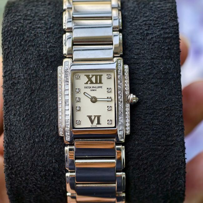 Patek Philippe Twenty-4 Vàng trắng đúc 18k 4908_200G-011 Diamond 22 x 26.3mm 1