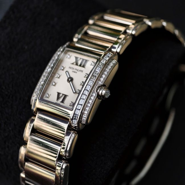 Patek Philippe Twenty-4 Vàng trắng đúc 18k 4908_200G-011 Diamond 22 x 26.3mm 6