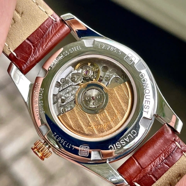 Longines Conquest MOP Diamonds L2.285.5.87.3 29.5mm 18k Bezel 8