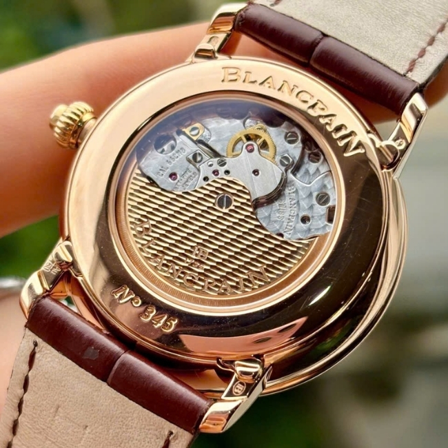 Blancpain Villeret Chronograph Monopusher 40mm 6685-3642-55B Vàng đúc 18k 3