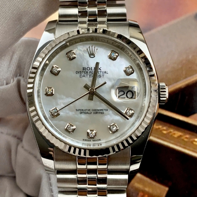 Rolex datejust - mặt xà cừ - seri loạn - Niềng khía 18k - Jubilee 1