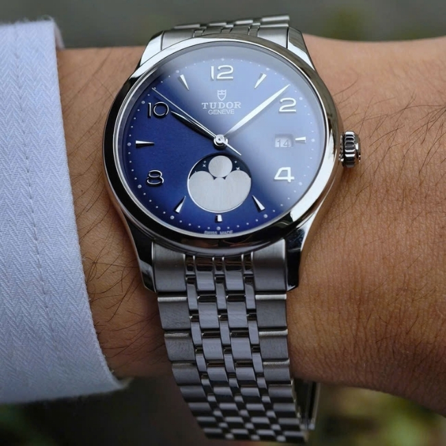 Tudor 1926 Luna 39mm M91560-0002 Blue Dial Moon Phase 2