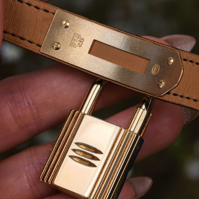 Hermes Kelly Quartz N671- bản giới hạn kỷ niệm 20 năm Vàng đúc 18K 4