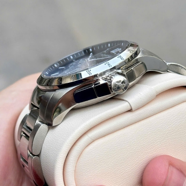 LONGINES CONQUEST Chronograph Automatic L2.743.4.76.6 41mm 5