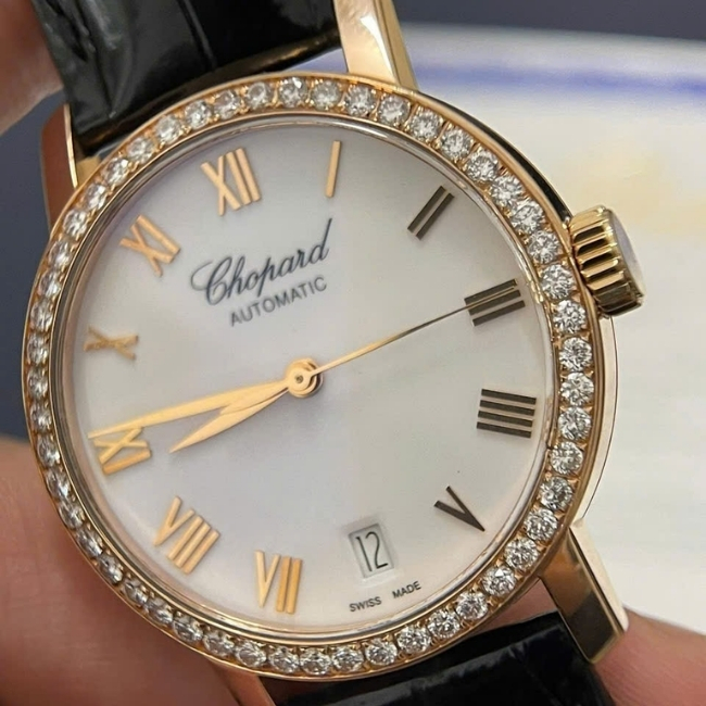 Chopard Classic 134200-5001 18k Rose Gold 33.5mm Diamond Bezel 2