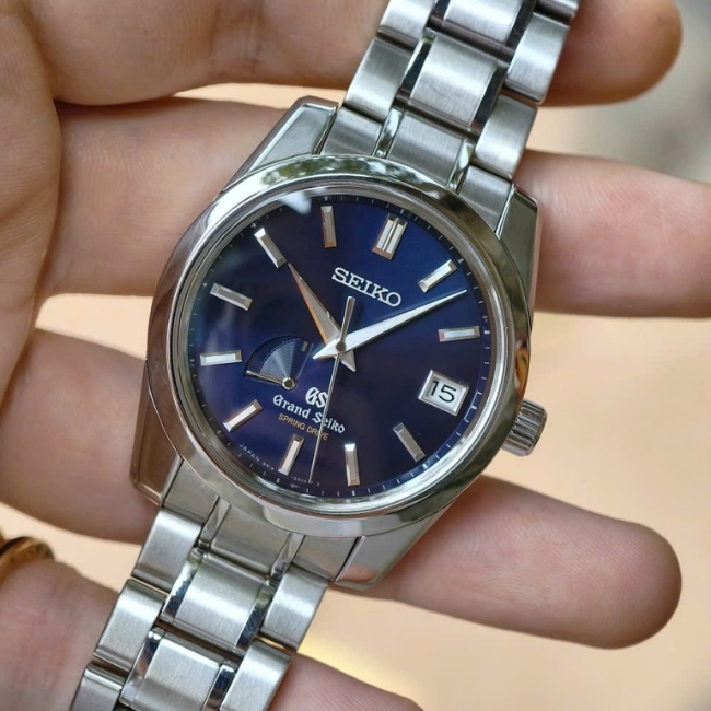 Grand Seiko Spring SBGA105 Limited 500 - mặt xanh blue - mề đay sư tử vàng 18k 1