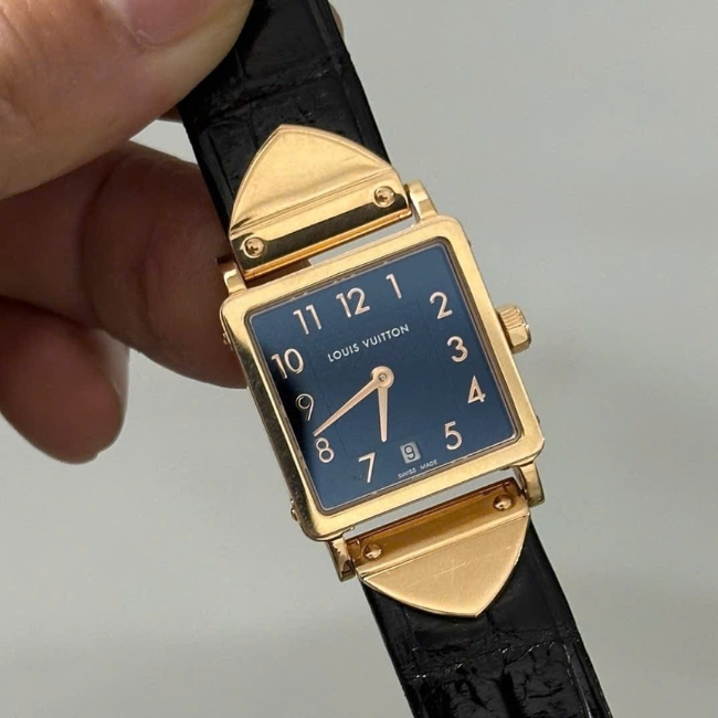 LOUIS VUITTON EMPRISE Quartz Q321M0 Vàng đúc 18k 22mm 1