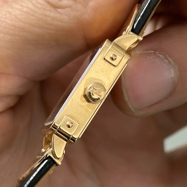 LOUIS VUITTON EMPRISE Quartz Q321M0 Vàng đúc 18k 22mm 3