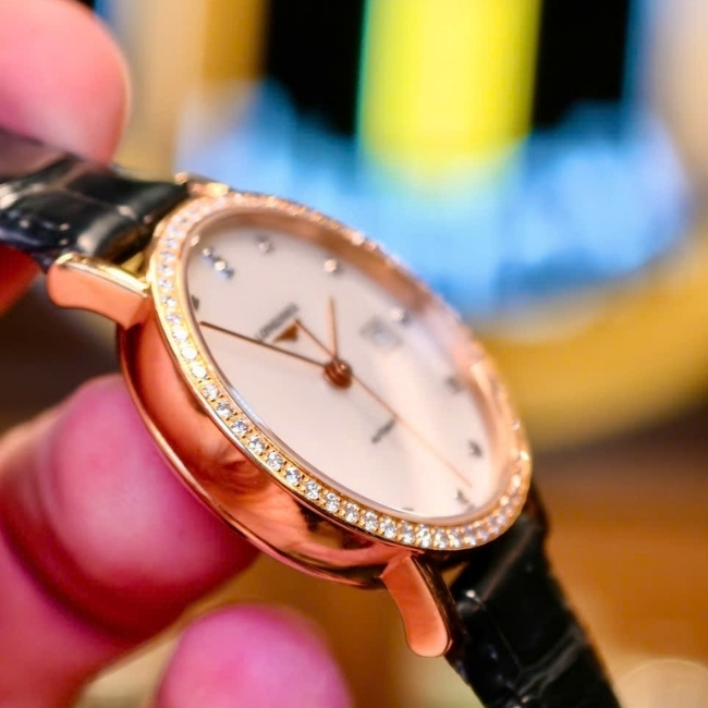 Longines nữ vàng khối 18k 29mm mặt MOP vân mây – cọc kim - niềng kim zin hãng Automatic 3