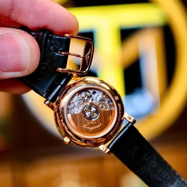 Longines nữ vàng khối 18k 29mm mặt MOP vân mây – cọc kim - niềng kim zin hãng Automatic 8