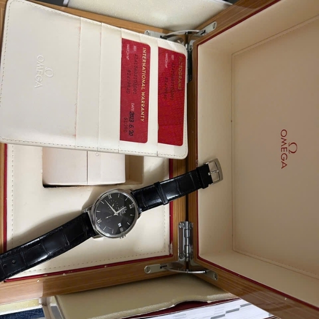 Omega Prestige kim xăng báo cót - mặt đen - Coaxial 39.5mm 1