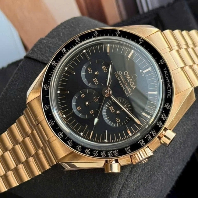 Omega Speedmaster Moonwatch Professional 42mm 18k Sedna™ gold 310.60.42.50.01.001 2