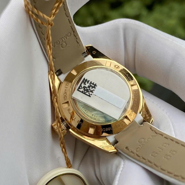 Omega nữ Aqua Terra 150M Co-Axial 231.58.30.20.55.002 MOP Gold 18K Diamond 3