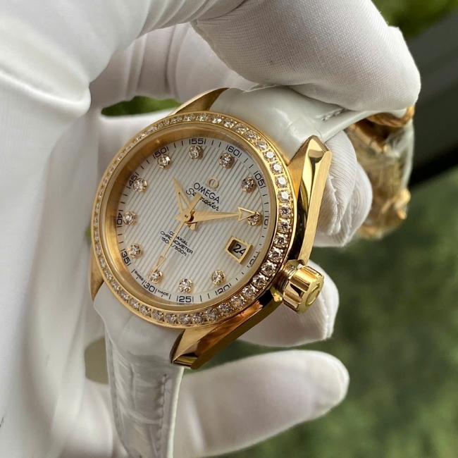 Omega nữ Aqua Terra 150M Co-Axial 231.58.30.20.55.002 MOP Gold 18K Diamond 5