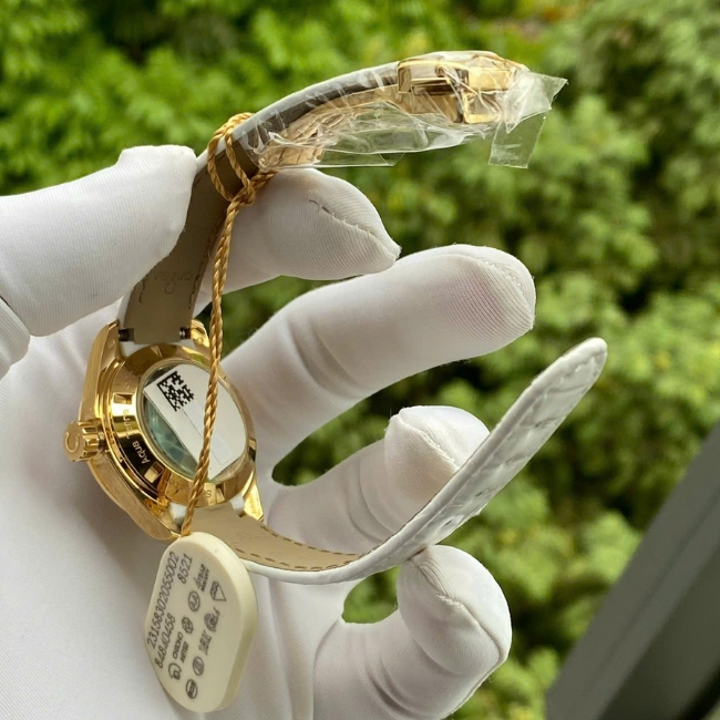 Omega nữ Aqua Terra 150M Co-Axial 231.58.30.20.55.002 MOP Gold 18K Diamond 6