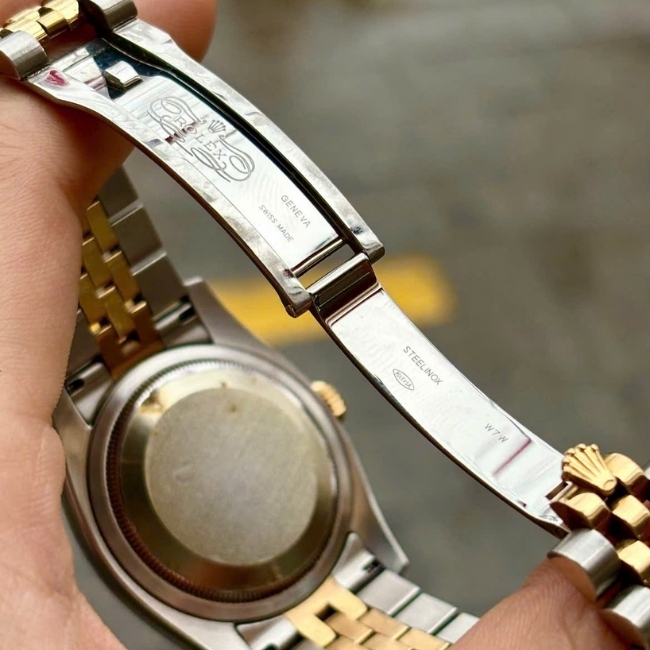 Rolex Datejust mặt xám trải tia - Demi 18k - cọc số kim cương - Jubilee 5