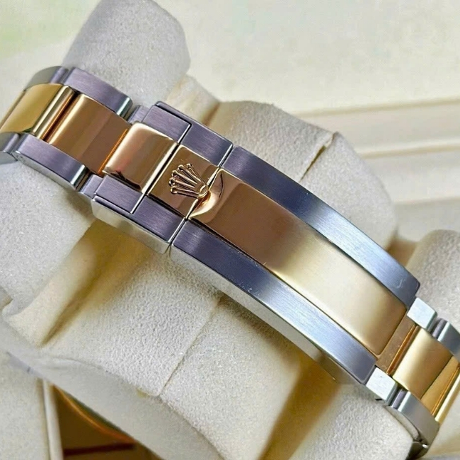 Rolex Submariner Date mặt số đen Demi vàng 18k 40mm - cọc số dạ quang 5