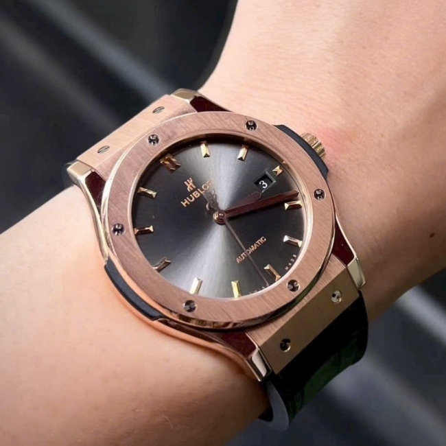 Hublot Classic Fusion Titanium 18k King Gold 42mm 542.OX.7081.LR - mặt xám trải tia 1