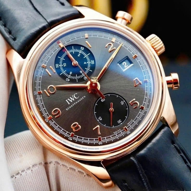 IWC Portuguese - Bấm giờ thể thao - Vàng khối 18k Au750 42mm - mặt tia xám 1