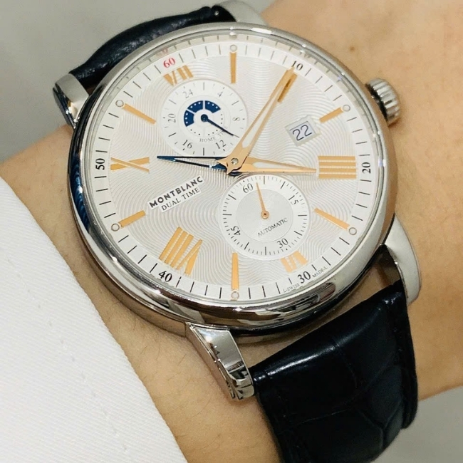 Montblanc Star Dual Time 114857 42mm - mặt trắng vân sóng Automatic 1