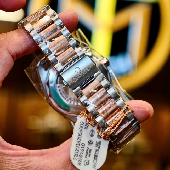OMEGA Seamaster Aqua Terra 150M 22020382056002 - demi 18k - cọc Diamond 9